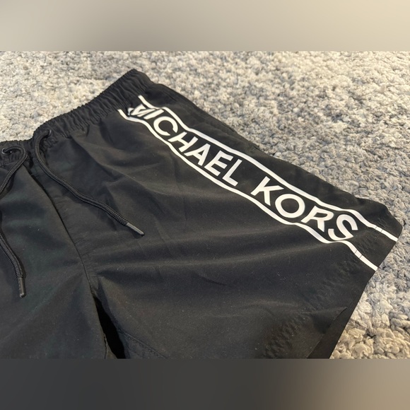 Michael Kors, Men’s Swim Shorts with 7” Inseam, in Black, US Size: Small - Picture 3 of 6